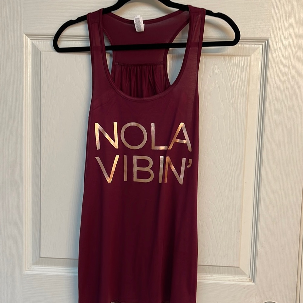 Bella Canvas maroon soft lightweight racer back tank Nola Vibin in rose NWOT XL